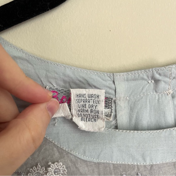 vintage doen style floral embroidered pintuck blouse - Picture 8 of 13